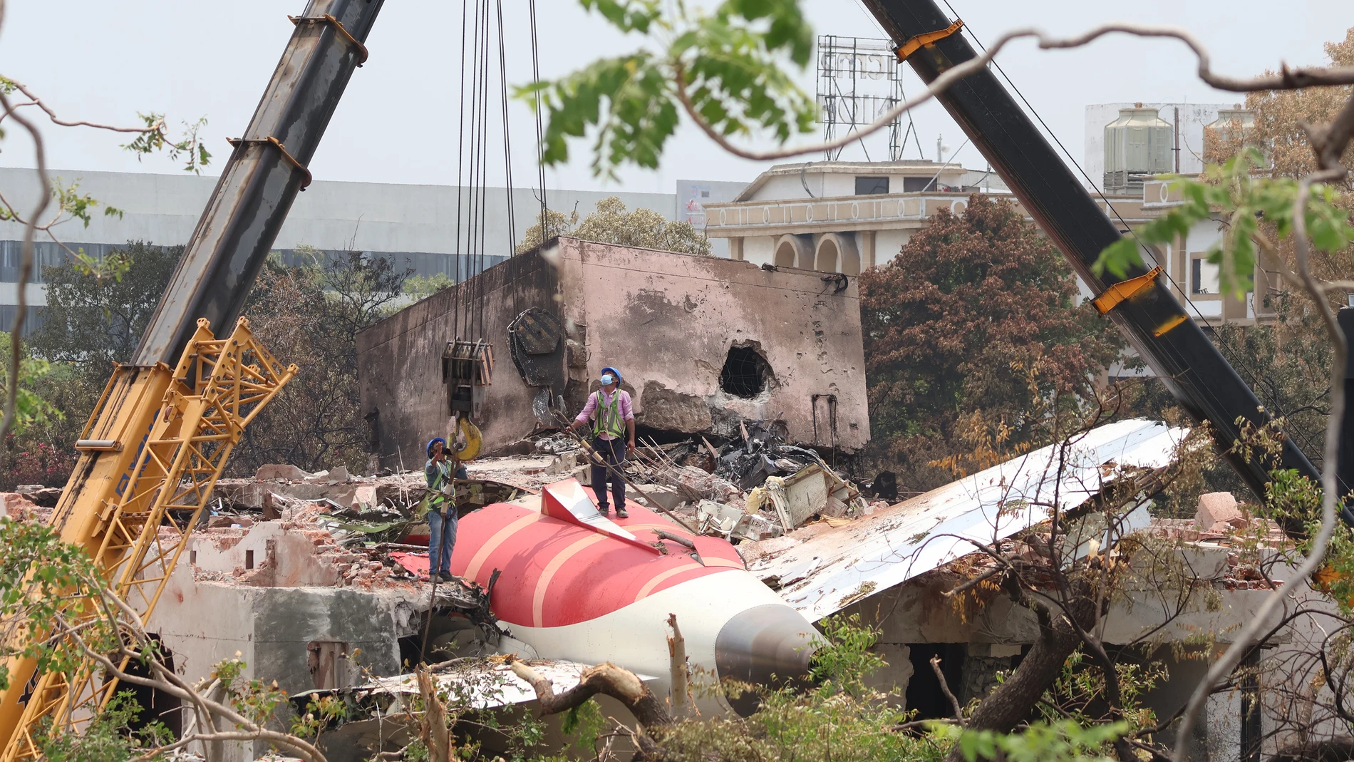 ✈️💥 ¿Error humano o suicidio en cabina? Air India bajo la lupa