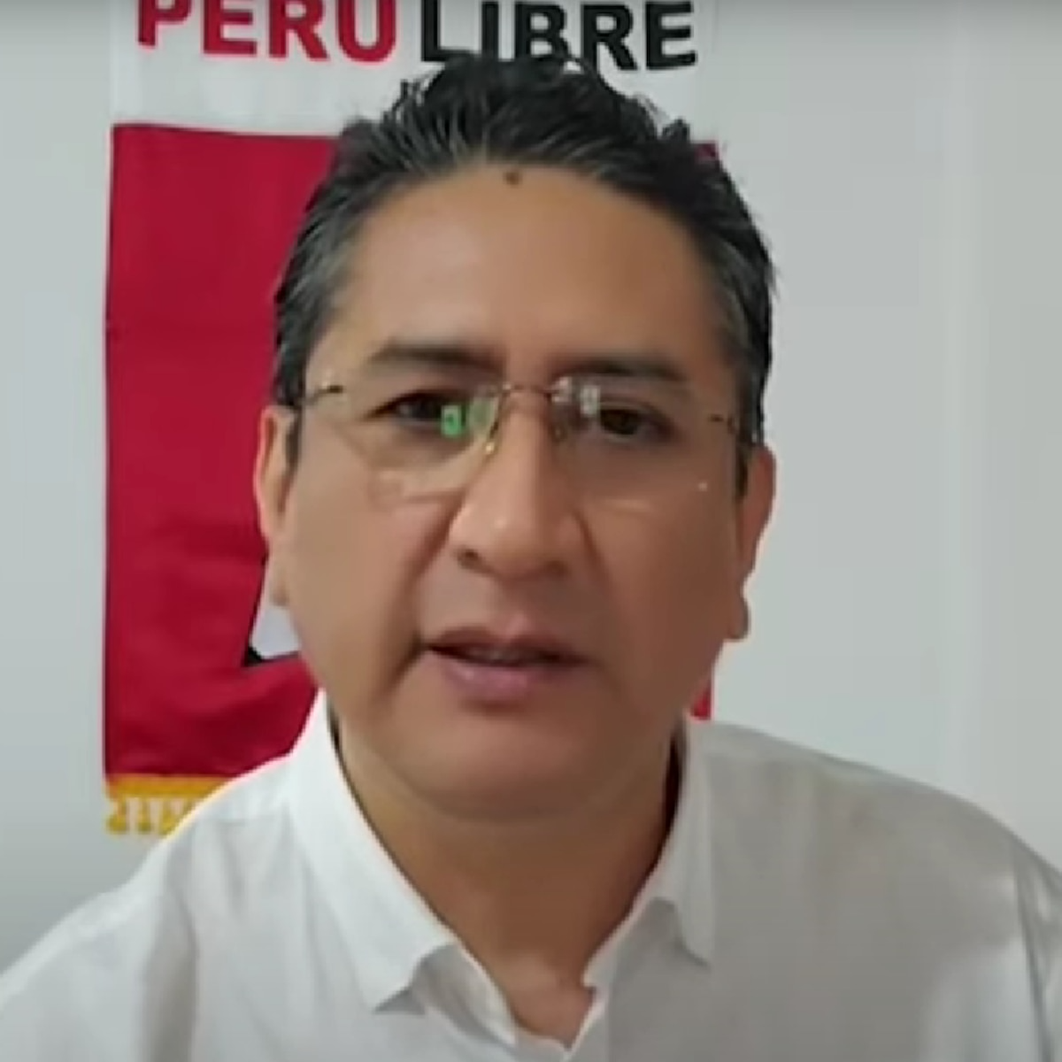 ⚖️ Vladimir Cerrón confirma su candidatura presidencial desde la clandestinidad