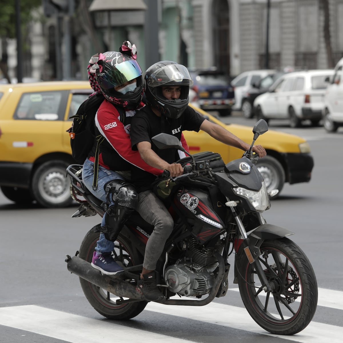 🚦⚖️ Mano dura contra la delincuencia sobre ruedas: Ejecutivo endurece sanciones para motos con dos pasajeros