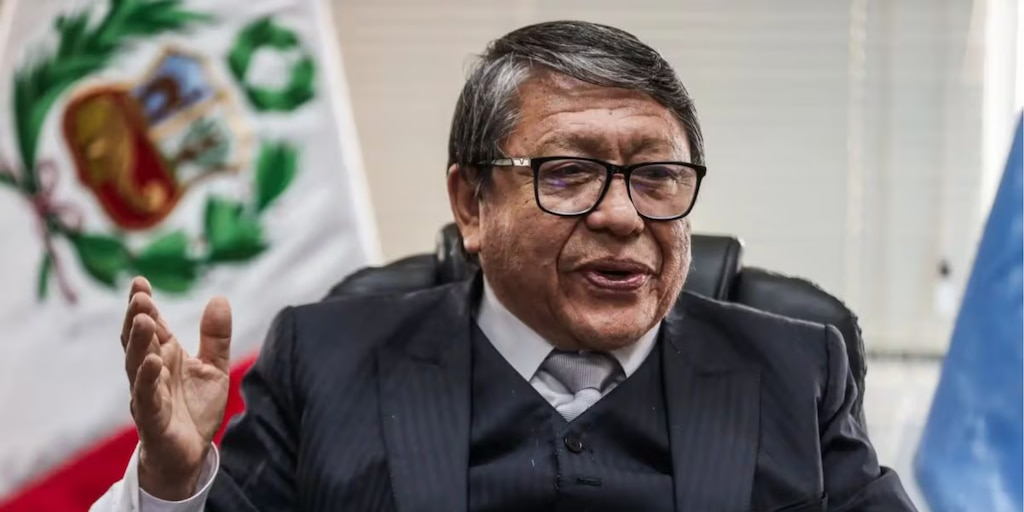 📰⚠️ Ciro Castillo llegó al GORE Callao para retomar su cargo, pero no lo dejaron ingresar 🚪🚓