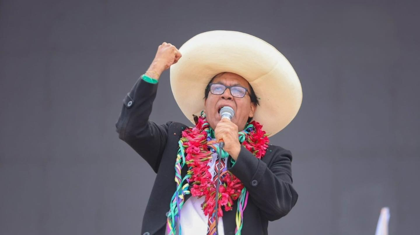 🗳️ Recta final al rojo vivo: Roberto Sánchez desafía al Congreso y Keiko Fujimori afronta tensa jornada en Huancayo