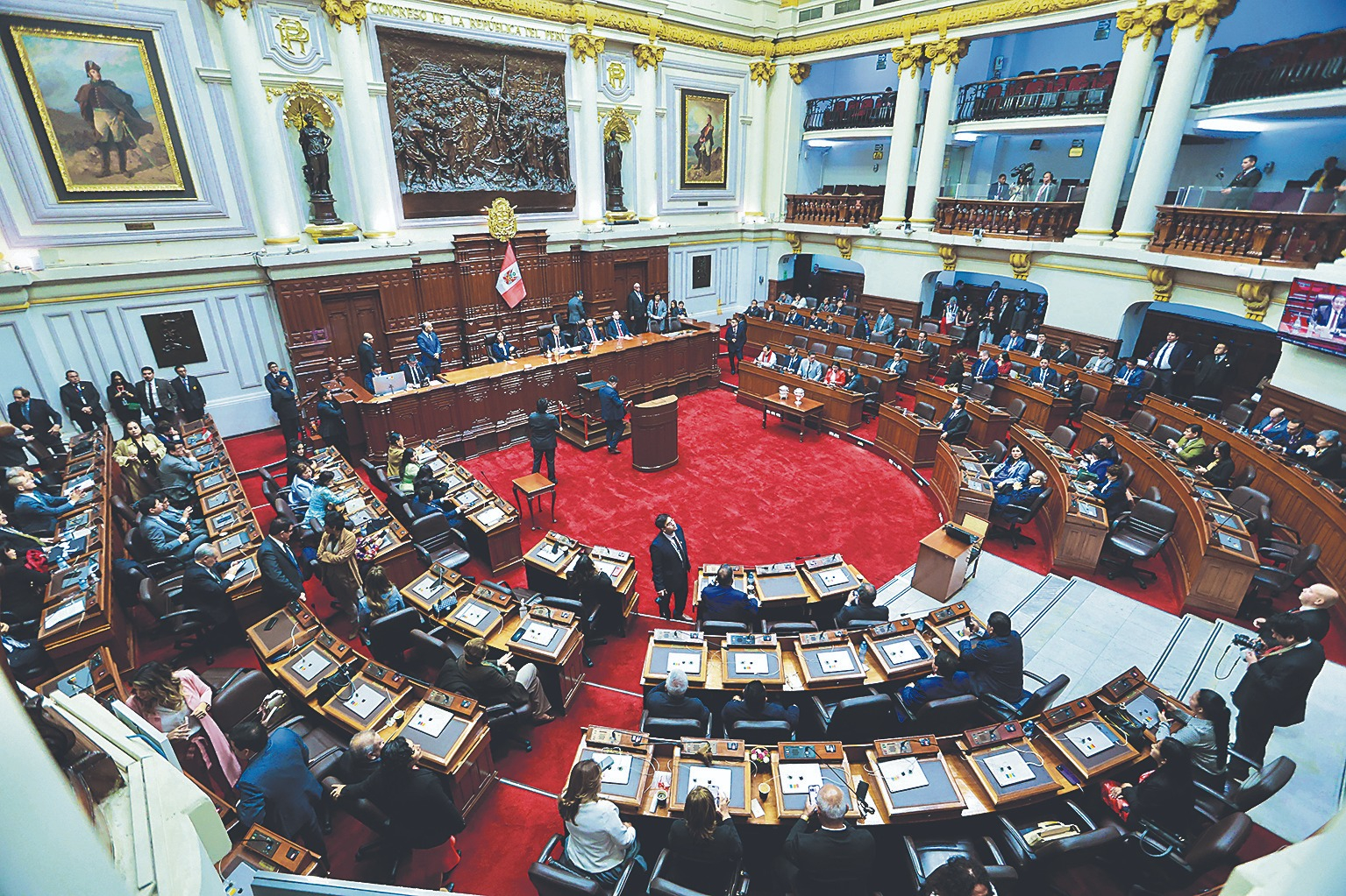 ⚖️ Contradicción legal: El JNE definirá el futuro de los partidos de Jorge Nieto y Ricardo Belmont