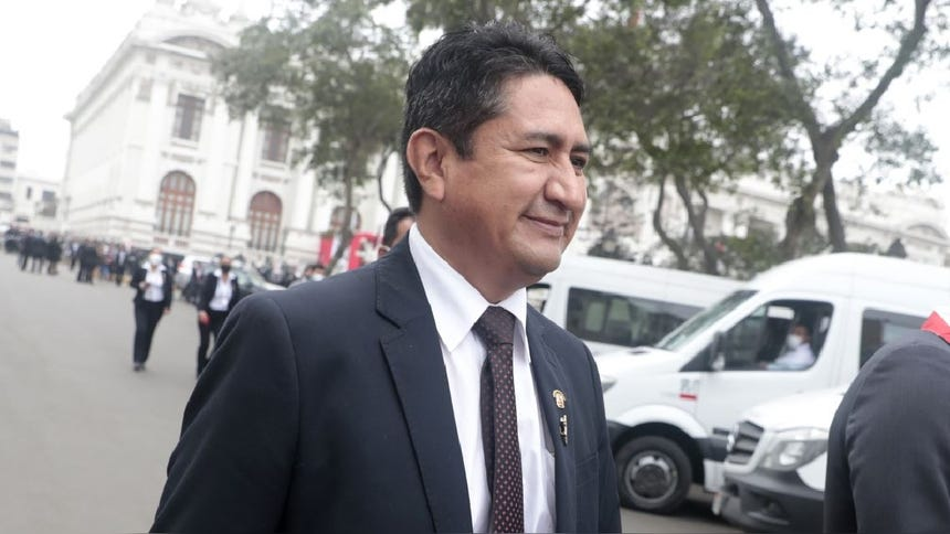 🚨 Interpol retira orden de captura internacional contra Vladimir Cerrón tras fallo del TC