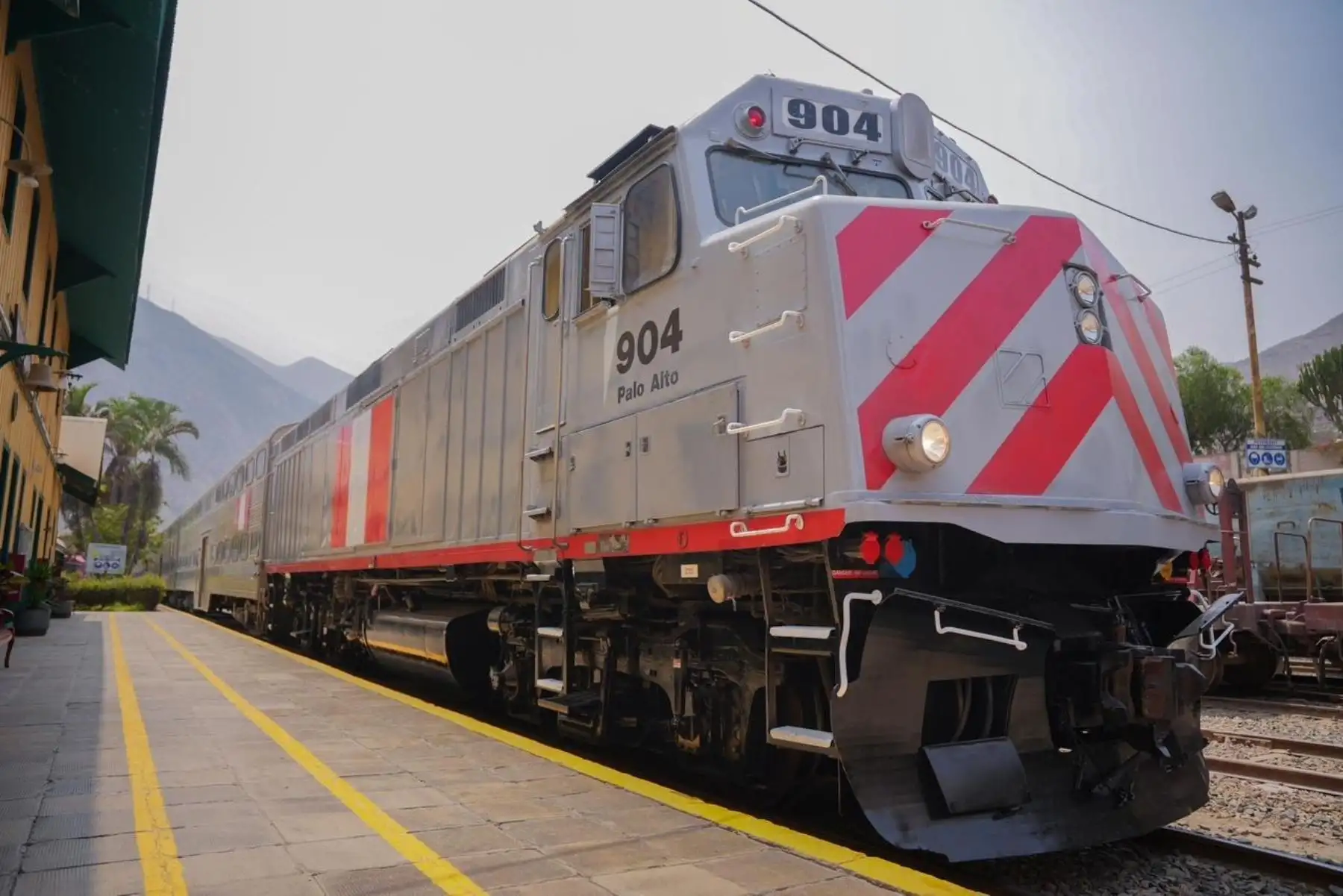 Rumbo a las vías: Renzo Reggiardo anuncia nuevo traslado de coches para el Tren Lima-Chosica 🚆🇵🇪
